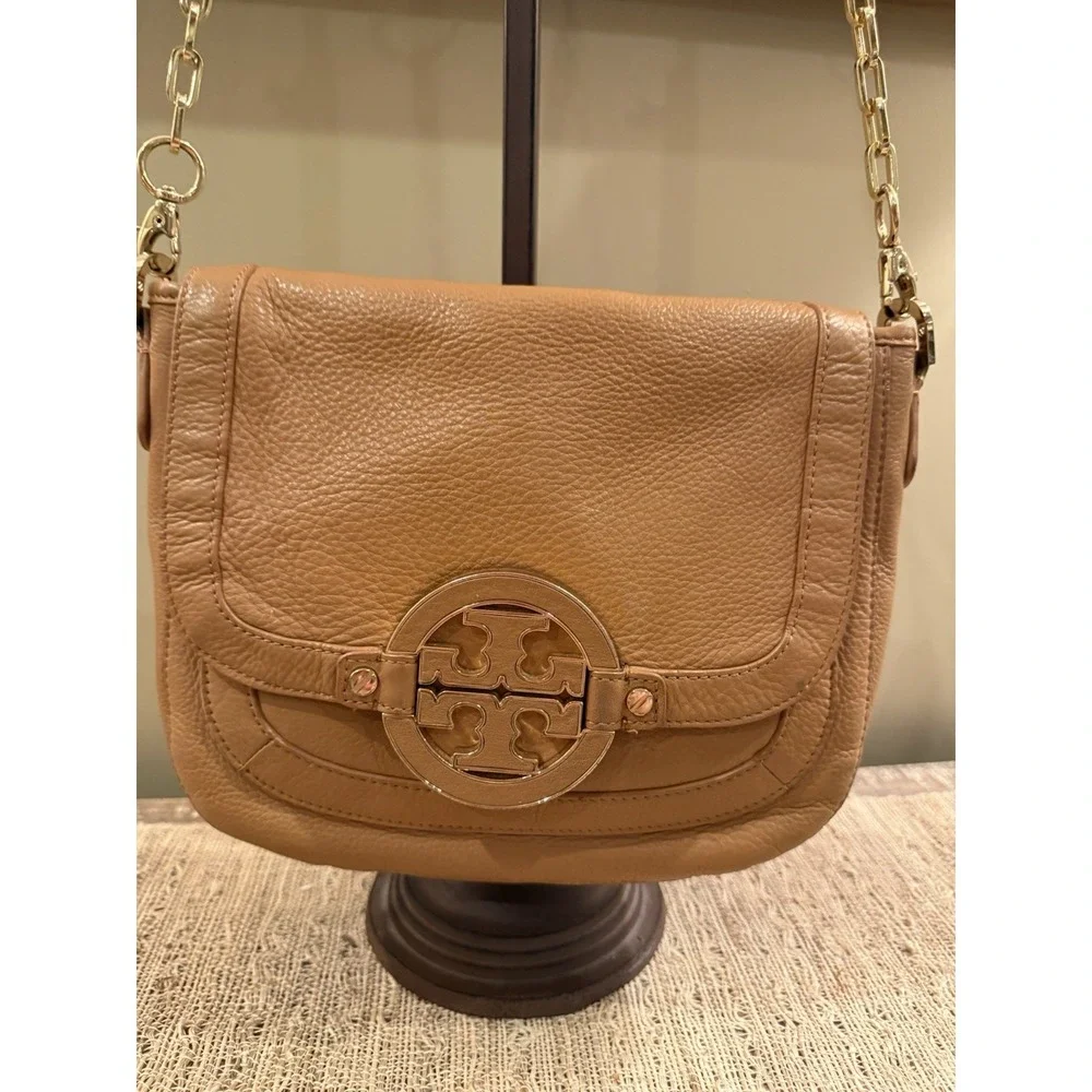 TORY BURCH Amanda British Tan Leather Crossbody Bag with Detachable Chain Strap - Picture 6 of 16